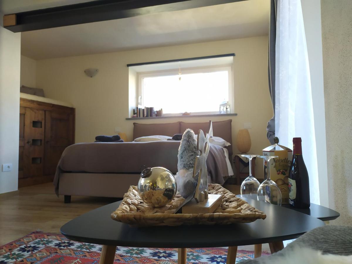 Maison Soleil - Chiara Suite Аоста Екстериор снимка